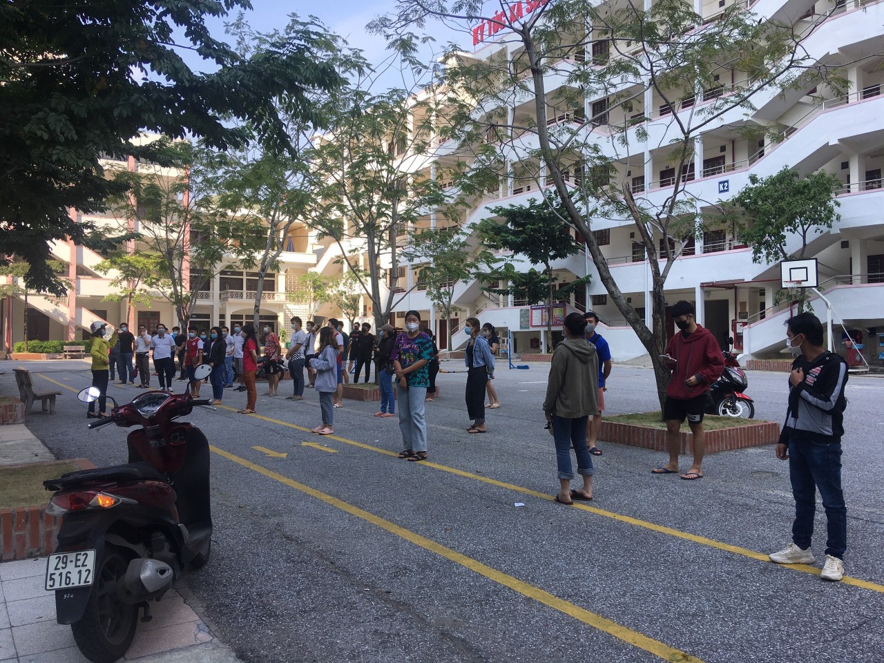 Lao and Cambodian students receive COVID-19 vaccination